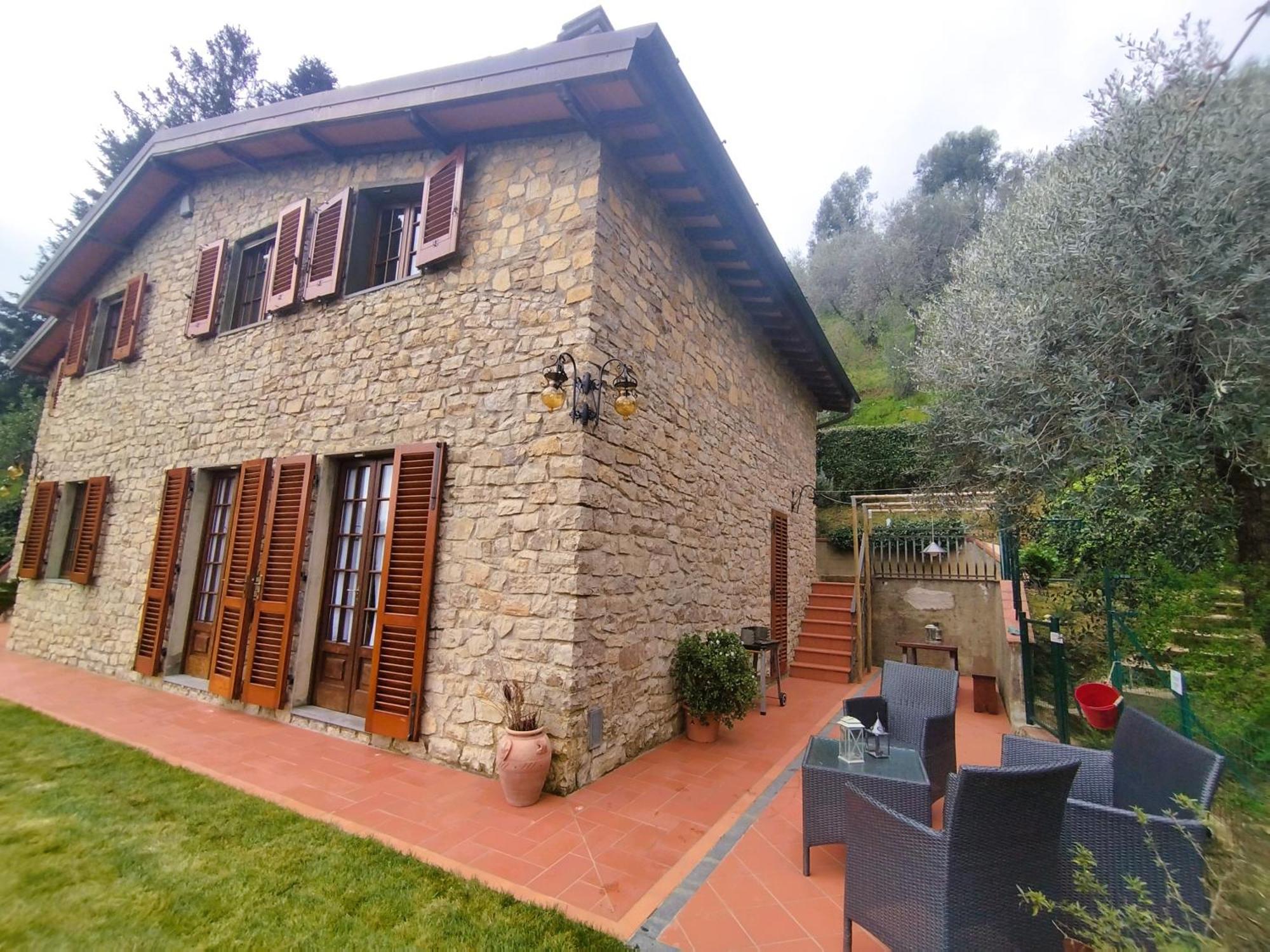 Villa Camelia Tuscany Pescia Bagian luar foto